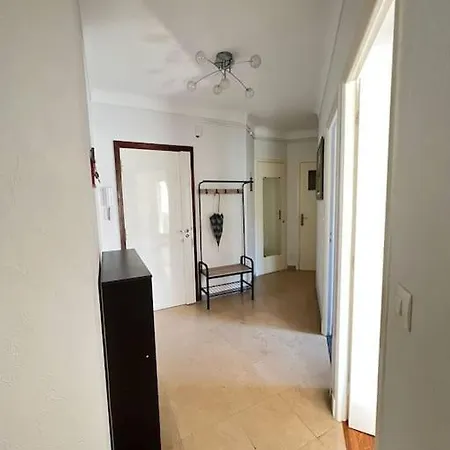 Charming Flat In Heart Of *